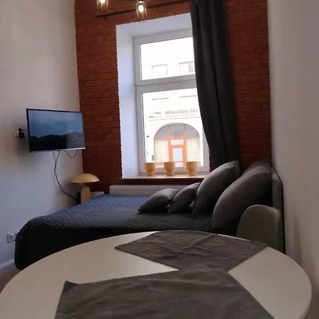 Apartment Klonowicza 18 *