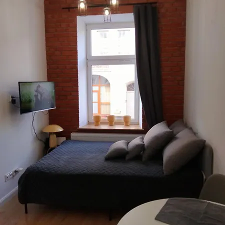 Klonowicza 18